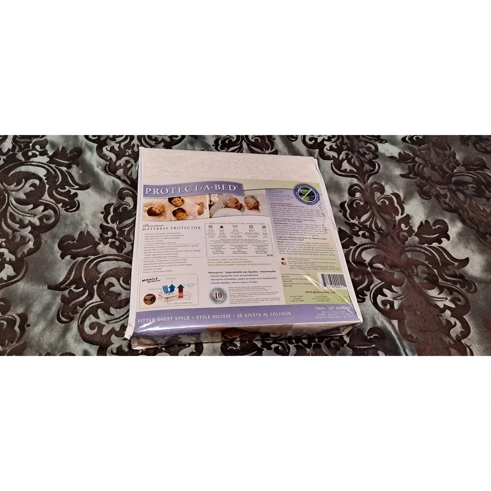 Protect-a-Bed Premium Waterproof‎ Mattress Protector -Twin - BRAND NEW